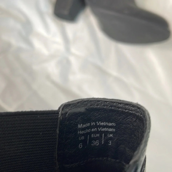 ALDO Western Snake Pattern Ankle Boots Black Genuine Leather Pull-On Size 6 - Picture 8 of 11